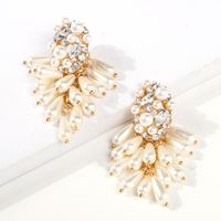 2e6839 European And American New Street Shot Same Style Exaggerated Personalized Geometric Diamond Earrings Temperament Artificial Pearl Earrings Women main image 6