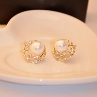 Shiny Rhinestone Shell Pearl Round Earrings main image 4