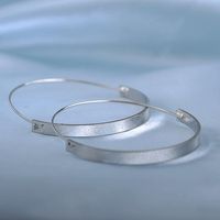 Simple Half-circle Hoop Earrings  Curved  Women's Earrings Green Gold Electroplating Silver main image 4