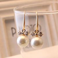Fashion Ear Jewelry Flash Diamond Bow Earrings Large Pearl Zircon Earrings Women's Earrings sku image 1
