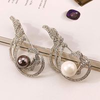 Simple Fashion Brooch Pearl Clothing Corsage Women Wholesale main image 1
