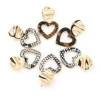 Heart-shaped Pendant Earrings Female Fashion New Snake-effect Leather Patch Earrings main image 6