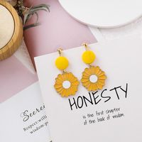 Daisy Fleur Boucles D'oreilles Femmes Spécial-intérêt De Conception Style Long Tempérament Coréen Style Célébrité Internet 2019 Nouveau À La Mode Boucles D'oreilles sku image 1