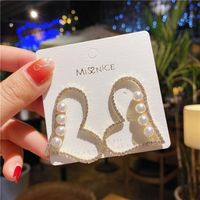 New Fashion Exaggerated Full Diamond Love Earrings main image 5