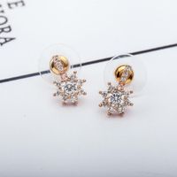 Korean Hot Sale Snowflake Earrings Female Fashion Geometric Diamond Flower Flower Earrings sku image 2