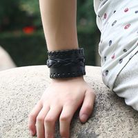 Europäischer Und Amerikanischer Grenz Überschreiten Der Schmuck Punk-stil Retro Gewebtes Rindsleder Armband Persönlichkeit Trend Herren Leder Armband Armband main image 3