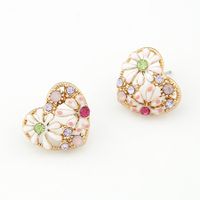 Boutique Korean Fashion Sweet Chrysanthemum Love Earrings main image 3