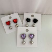 French Retro Gem Heart-shaped Earrings main image 4