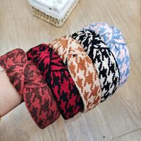 Korean New Knitted Knotted Retro Houndstooth Wool Checkered Simple Headband main image 4