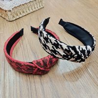 Korean New Knitted Knotted Retro Houndstooth Wool Checkered Simple Headband main image 5