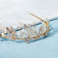 Creative Wedding Hand Erected Crown  Dress  Handmade Flower Pearl Headband main image 4