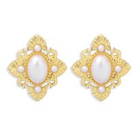 French Palace Retro Style Diamond Pearl Simple And Versatile Earrings Wholesale main image 2