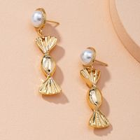 Korean Cute Inlaid Pearl Candy Playful Sweet Beauty Alloy Earrings Wholesale main image 1
