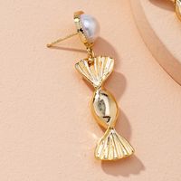 Korean Cute Inlaid Pearl Candy Playful Sweet Beauty Alloy Earrings Wholesale main image 5