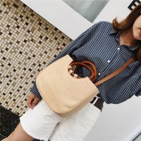 New Korean  Simple Straw  Wooden Handle Handbag main image 4