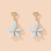 Korean Sweet Petal Earrings main image 2