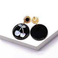 Black Round Resin Sheet Discoloration Pattern Silver Needle Earrings main image 5