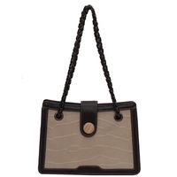 Simple Large-capacity Fashion Retro One-shoulder Messenger Handbags sku image 3