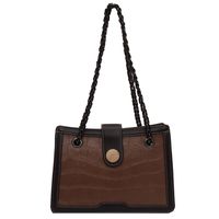 Simple Large-capacity Fashion Retro One-shoulder Messenger Handbags sku image 4