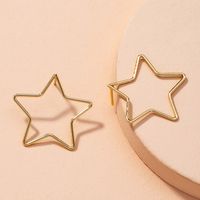 Star-shaped Simple Geometric Earrings main image 3