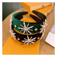 Retro Velvet Full Diamond Pearl Snowflake Crown Headband main image 2