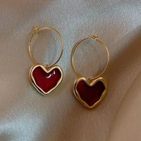 Nouvelles Boucles D&#39;oreilles D&#39;amour Rouge Vin À La Mode main image 1