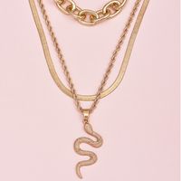 Mode Serpentine Anhänger Mehrschichtige Halskette main image 5