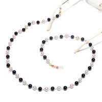 High Quality Fashion Black And White Pearl Glasses Chain main image 3