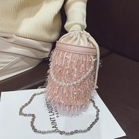 Gesäumte Neue Trendige Mode Perlenkette Umhängetasche Mit Fransen main image 1