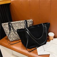 New Trendy Fashion  Large-capacity Tote Bag main image 2