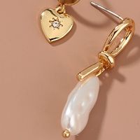 Koreanische Einfache Wilde Perle Lieben Ohrringe main image 5