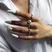 Hot Selling Elegant Pearl Diamond Fashion Joint Ring main image 4