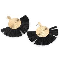 Retro Fan-shaped Raffia Ethnic Style Exaggerated Bohemian Tassel Earrings main image 3