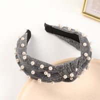 Simple Pearl Fabric Wide-brimmed Knotted Headband main image 4