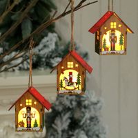Weihnachten Leuchtend Zusammengesetztes Holzhaus main image 1