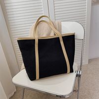 New Trendy Simple Portable Large-capacity Fashion One-shoulder Handbag sku image 6