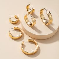 Metal C-shaped Earrings main image 1