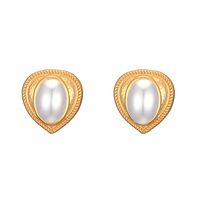 Baroque Alloy Retro Heart Pearl Earrings Wholesale sku image 1
