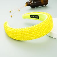 Exaggerated Wide-sided Thick Sponge Pearl Headband main image 5
