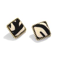 Retro Plush Leopard Pattern Square Alloy Pendant Fashion Earring main image 1