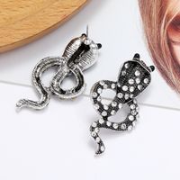Retro Snake-shaped Earrings main image 5