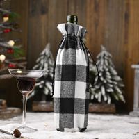 Christmas Decorations Red And Black Large Lattice Wine Bottle Cover sku image 2