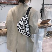 Retro Plush Fashion Messenger Bag main image 6