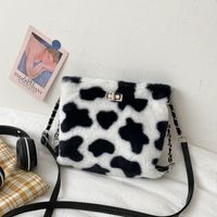 Cow Pattern Fashion Single Shoulder Messenger Bag sku image 1