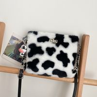 Cow Pattern Fashion Single Shoulder Messenger Bag sku image 2