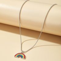 Einfache Regenbogen Anhänger Halskette main image 4