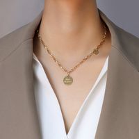 Colgante Redondo Collar De Acero Titanio Chapado En Oro De 18 Quilates sku image 2