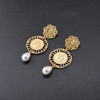 Fashion Coin Pearl Earrings main image 4