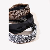 Retro Leopard Print Headband main image 4