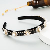 Korean Simple Retro Flower Pearl Headband main image 4